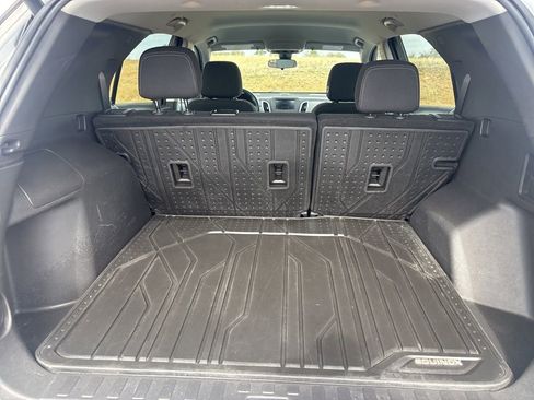 Used 2021 Chevrolet Equinox LT image 14