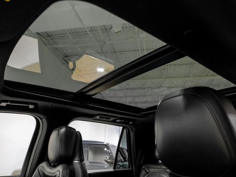 Used 2021 Lincoln Navigator Reserve image 7