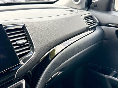 Used 2020 Honda Pilot Elite image 21