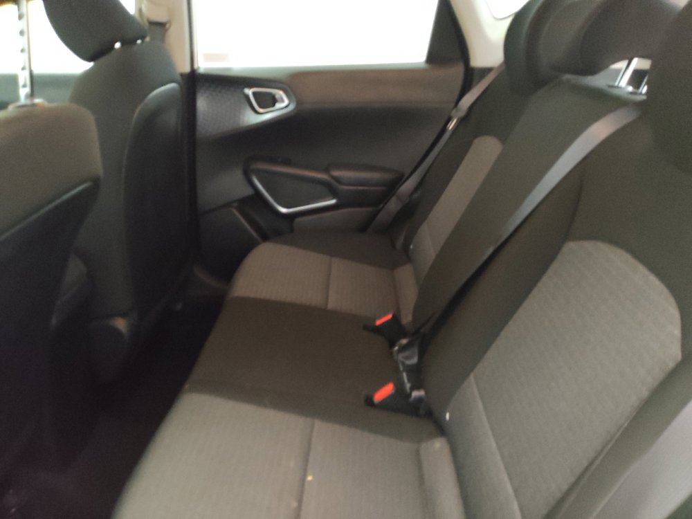 Used 2020 Kia Soul S FWD image 18