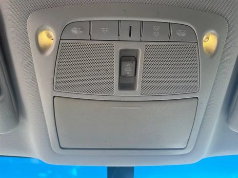 Used 2015 Nissan Pathfinder Platinum FWD image 24