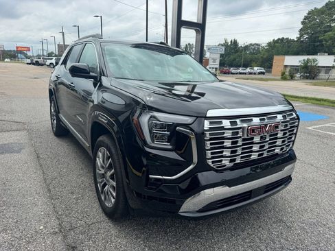 Used 2026 GMC Terrain Denali AWD/4WD image 7