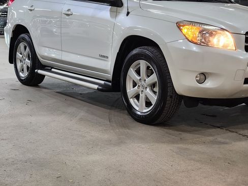 Used 2007 Toyota RAV4 Limited image 16