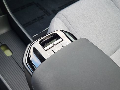 Used 2025 Volvo EX30 Ultra image 22