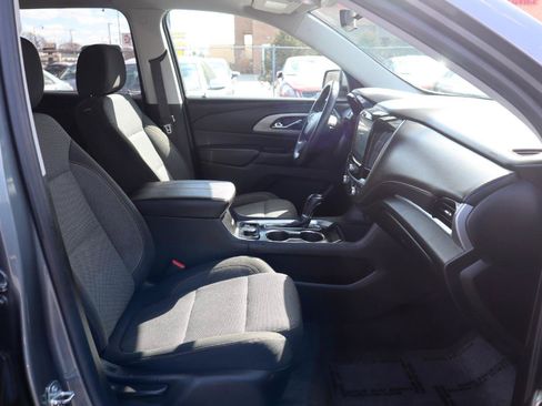 Used 2019 Chevrolet Traverse LT AWD/4WD image 9