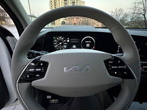 New 2025 Kia Niro Wave w/ Wave Preserve Package image 26