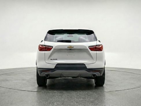 Used 2025 Chevrolet Blazer LT FWD image 7