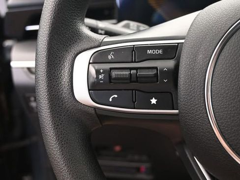 Used 2025 Kia K5 LXS FWD image 27