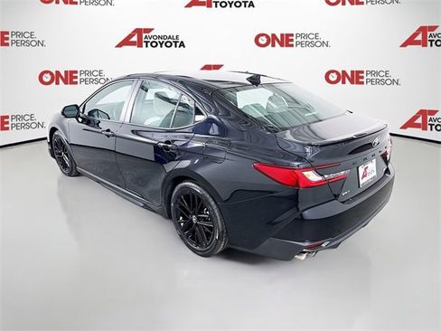 Certified 2025 Toyota Camry SE image 5