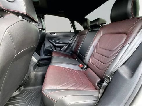 Used 2022 Volkswagen Jetta GLI Autobahn FWD image 15