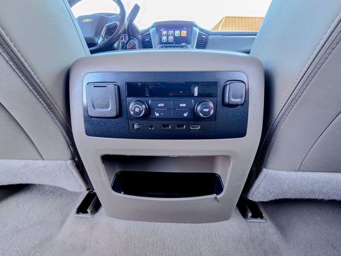 Used 2019 Chevrolet Suburban Premier image 46