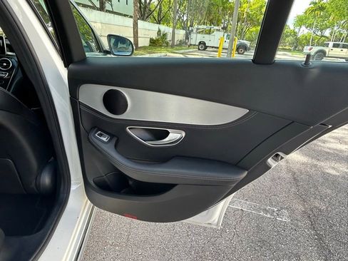 Used 2016 Mercedes-Benz C 300 4MATIC Sedan image 36