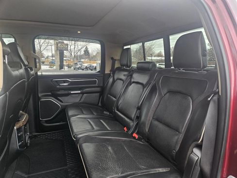 Used 2019 RAM 1500 Laramie image 32