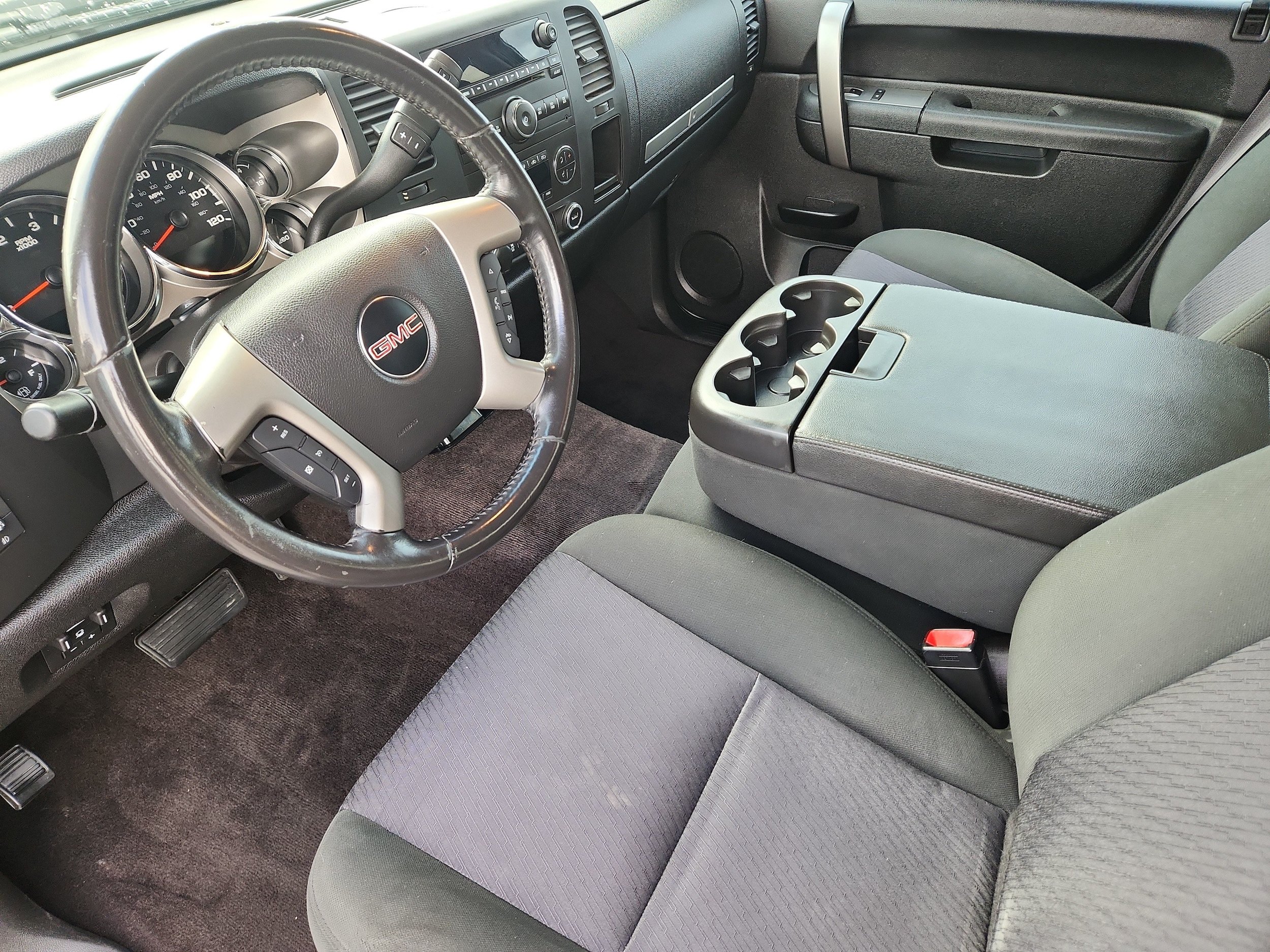 Used 2012 GMC Sierra 2500 SLE w/ SLE Preferred Package AWD/4WD image 9