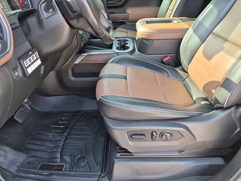 Used 2020 Chevrolet Silverado 2500 High Country w/ Z71 Off-Road Package image 33