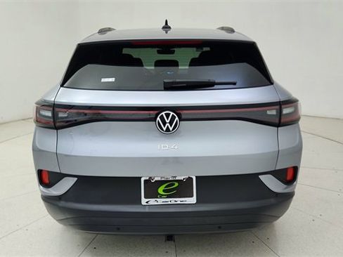 Used 2023 Volkswagen ID.4 Pro image 5