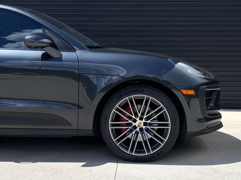 Certified 2025 Porsche Macan S AWD/4WD image 11