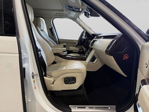 Used 2015 Land Rover Range Rover Autobiography AWD/4WD image 17
