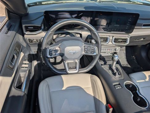 Used 2024 Ford Mustang Premium image 15