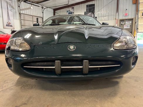 Used 1998 Jaguar XK8 Convertible RWD image 9