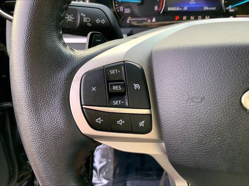 Certified 2020 Ford Explorer XLT w/ Equipment Group 202A RWD image 22