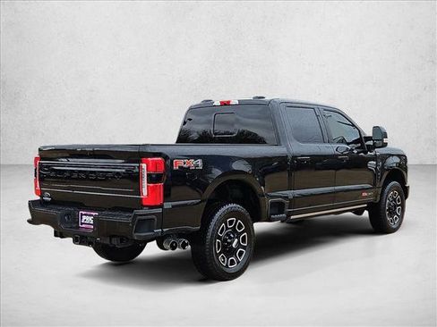 Certified 2025 Ford F250 Platinum AWD/4WD image 5