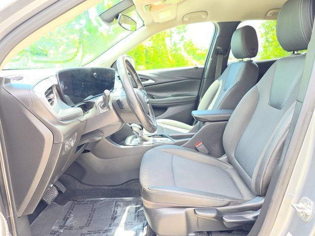 Certified 2024 Buick Encore GX Preferred FWD image 16