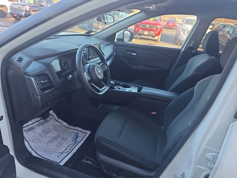 Certified 2023 Nissan Rogue SV image 14