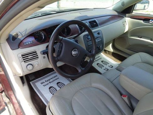 Used 2007 Buick Lucerne CXL w/ Driver Confidence Package FWD image 28