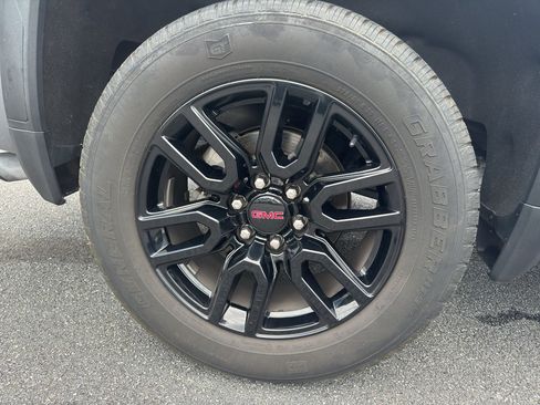 Used 2021 GMC Sierra 1500 Elevation AWD/4WD image 19