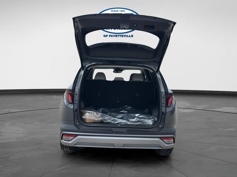 New 2026 Hyundai Tucson SEL Plus w/ Tow & Go Package FWD image 9