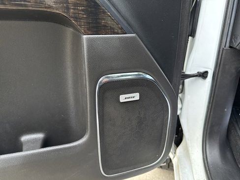 Used 2016 GMC Sierra 2500 Denali w/ Suspension Package, Off-Road image 27