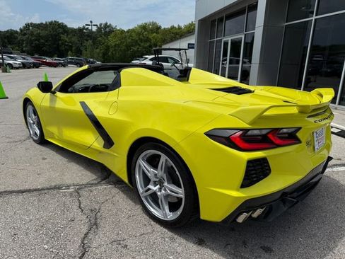 Used 2021 Chevrolet Corvette Stingray w/ Z51 Performance Package image 5