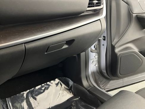 Used 2021 Nissan Rogue SL w/ Premium Package FWD image 37