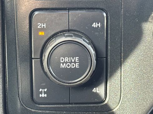 Used 2023 Ford F250 XLT w/ Snow Plow Prep Package image 42