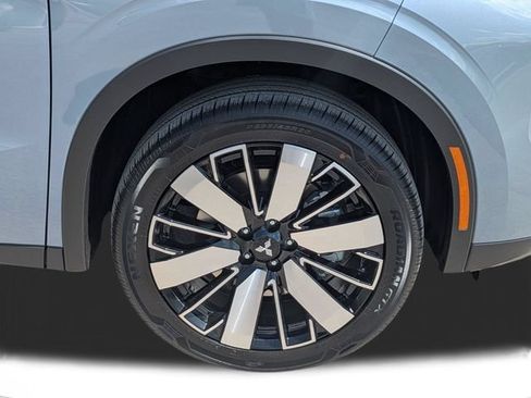 New 2026 Mitsubishi Outlander SE FWD image 11