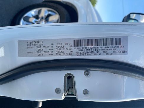 Used 2017 RAM 1500 Big Horn AWD/4WD image 29
