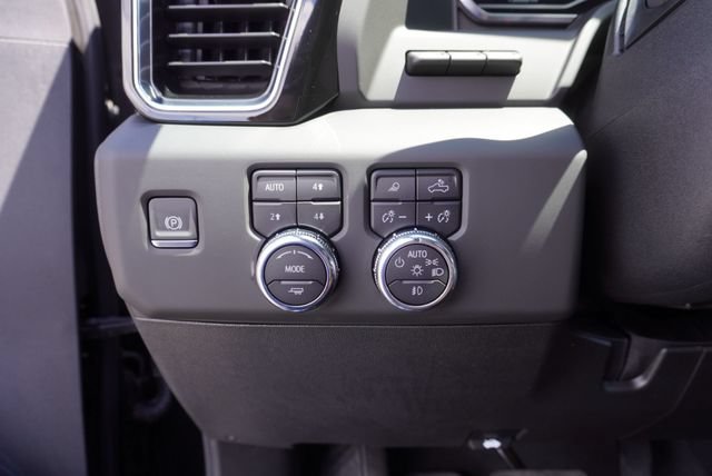Used 2025 GMC Sierra 2500 Denali Ultimate AWD/4WD image 32