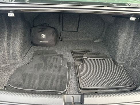 Used 2017 Volkswagen Jetta Sport w/ Jetta Sport Lighting Package image 30