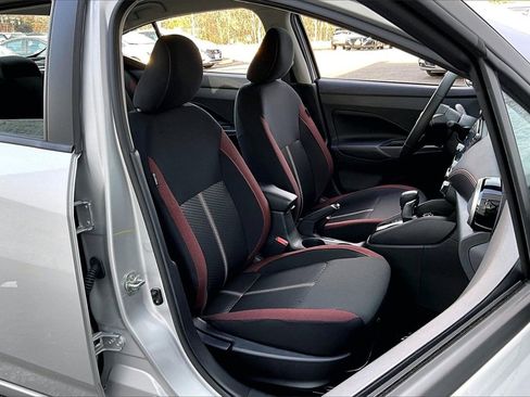 Certified 2025 Nissan Versa SR w/ Trunk Package image 6