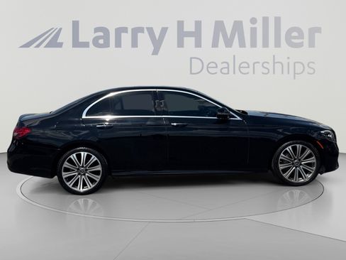Used 2022 Mercedes-Benz E 350 Sedan image 6