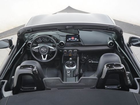 Used 2023 MAZDA MX-5 Miata Grand Touring RWD image 13