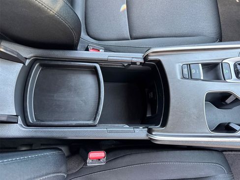 Used 2018 Honda Accord LX image 17