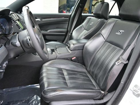 Used 2023 Chrysler 300 S image 19