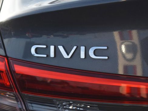 Used 2022 Honda Civic Sport image 7