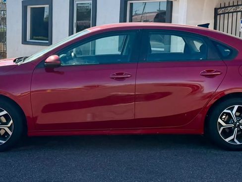 Used 2021 Kia Forte LXS FWD image 9