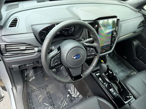 Used 2026 Subaru Forester Touring AWD/4WD image 10