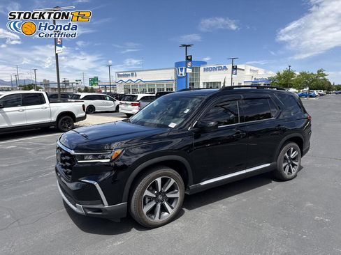 Certified 2025 Honda Pilot Elite image 1