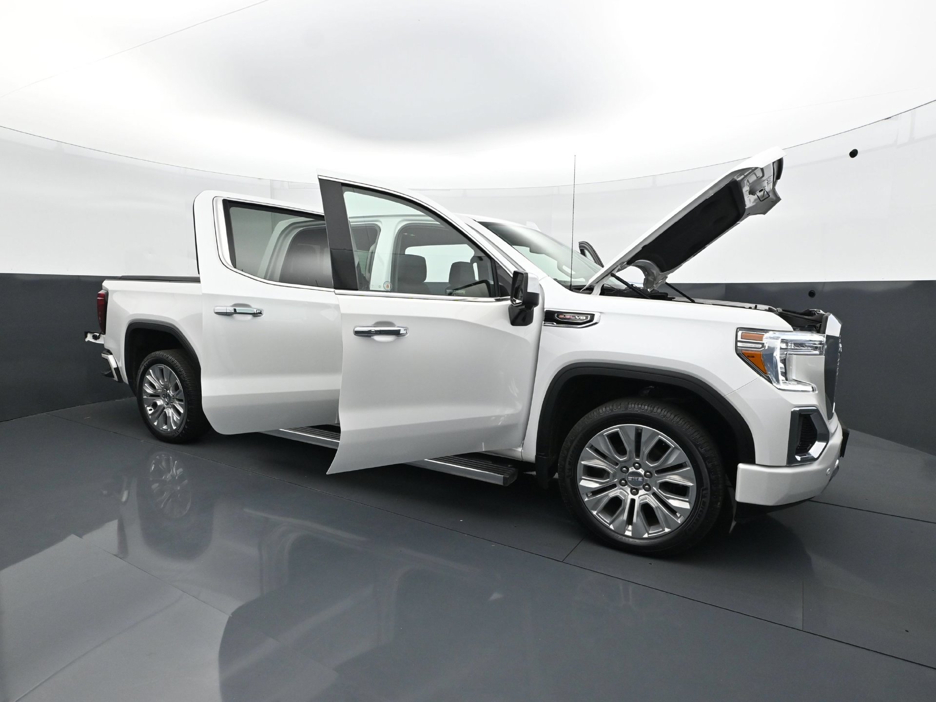 Used 2022 GMC Sierra 1500 Denali w/ Denali Premium Package AWD/4WD image 38