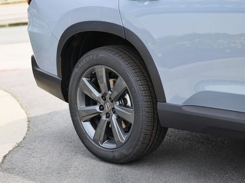 New 2026 Honda Pilot Sport image 17